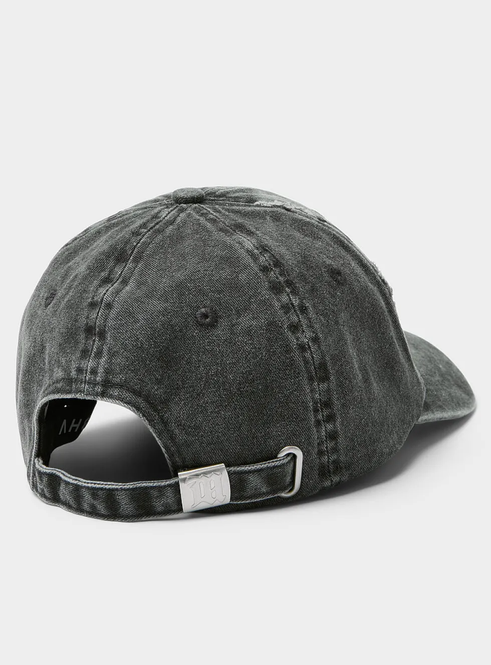 Oily sheen embroidery distressed cap