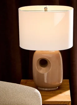Openwork ceramic base table lamp