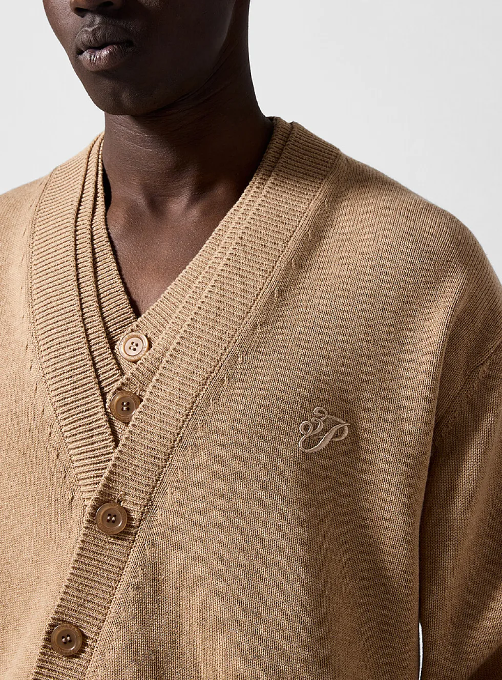 Overlaid collar cardigan