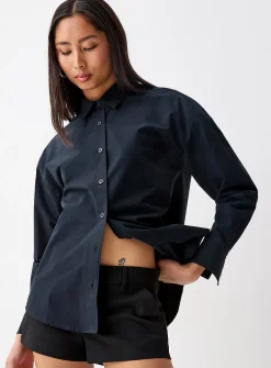 Oversized solid shirt