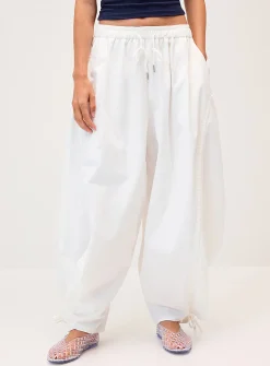 Oversized twill barrel-leg pant