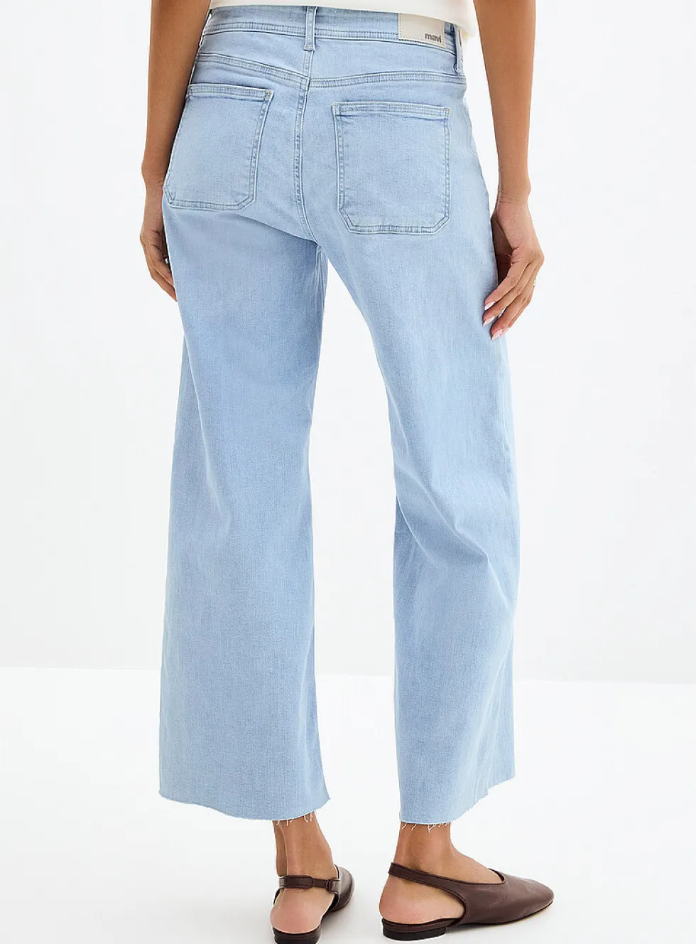 Paloma raw-hem jean