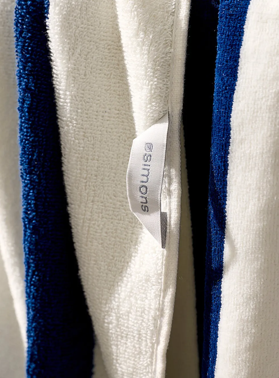 Parasol-stripe organic cotton beach towel