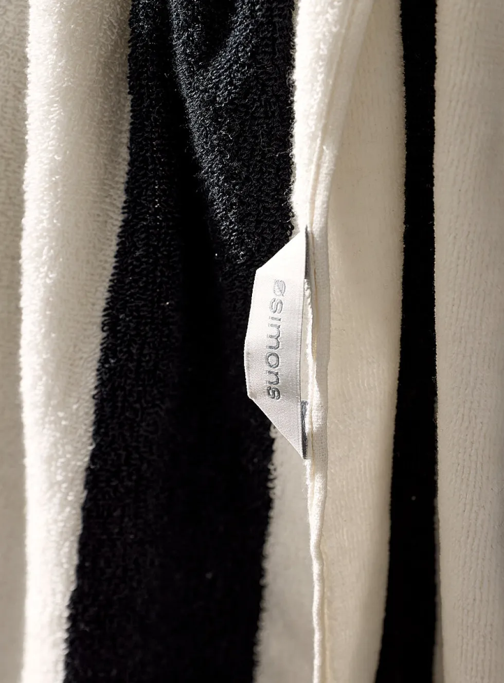 Parasol-stripe organic cotton beach towel
