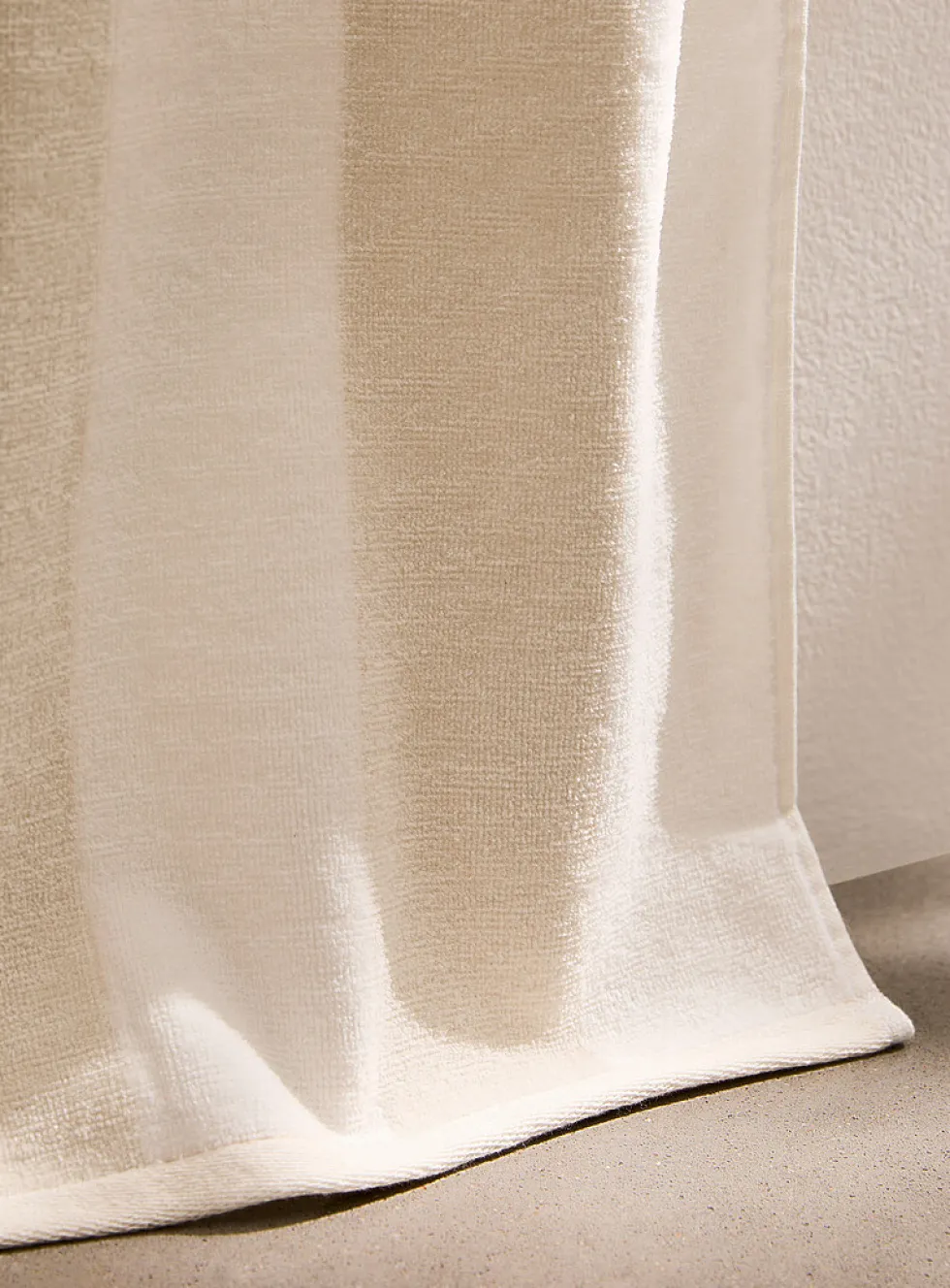 Parasol-stripe organic cotton beach towel