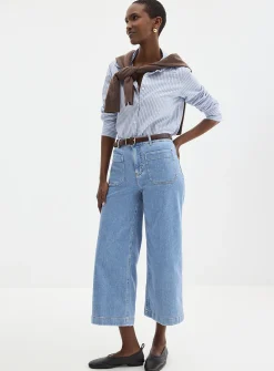 Patch-pocket stretch jean