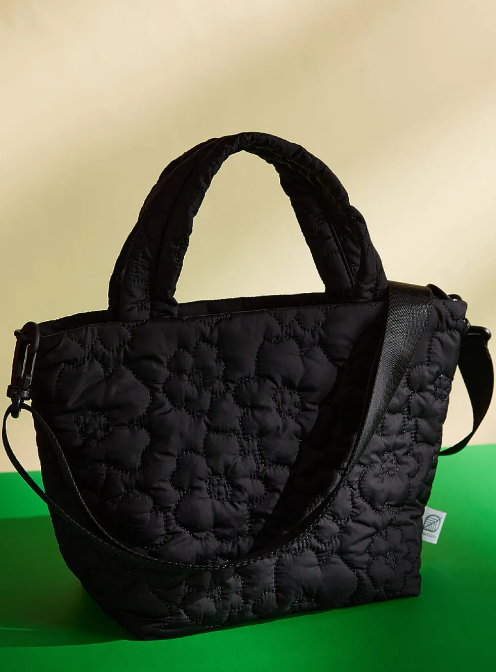 Patterned quilted lunch bag