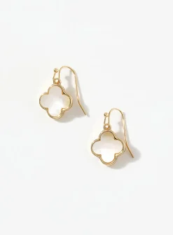 Pearly clover earrings