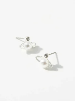 Pearly planet earrings