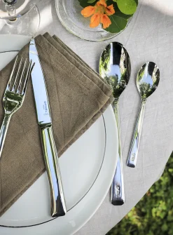 Perpétue table knives