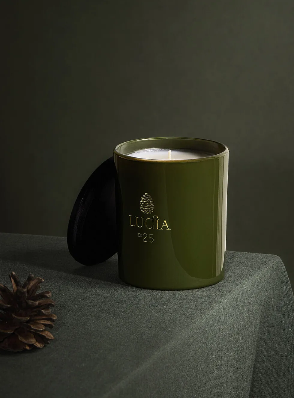 Pin Douglas scented soy candle