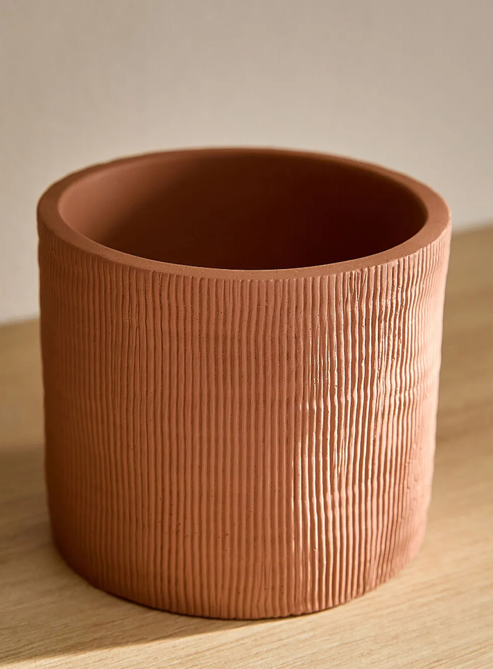 Pinstriped terracotta planter