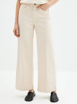 Plain colourful stretch jean