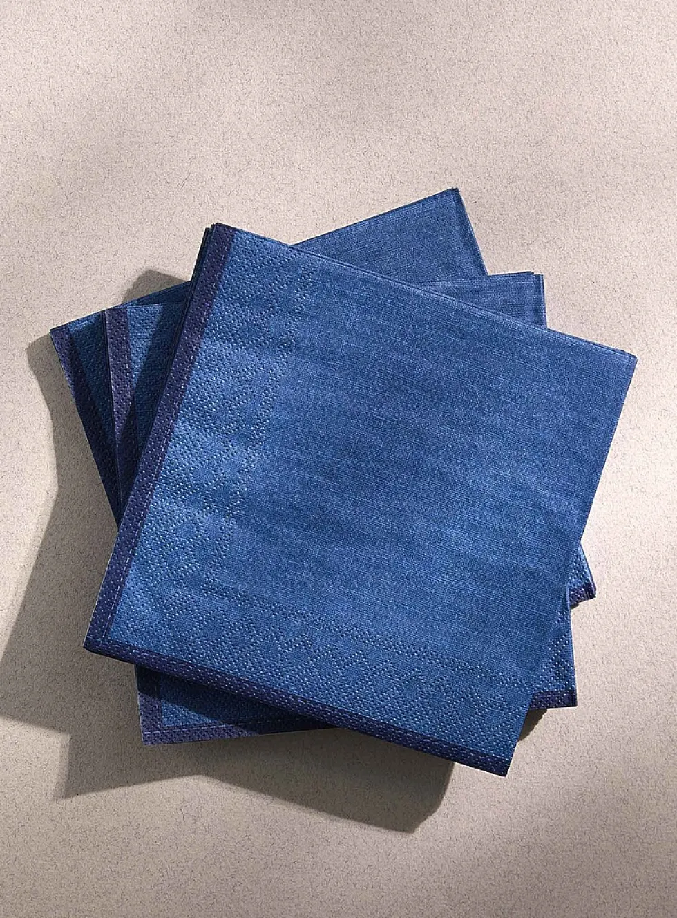 Plain paper napkins