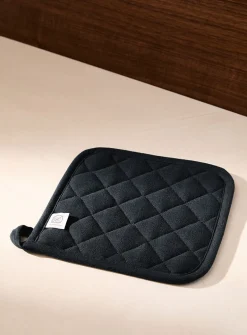 Plain potholder