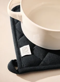 Plain potholder