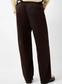 Pleated chinos
