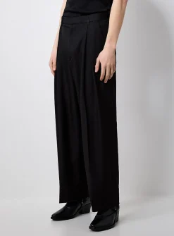 Pleated pant