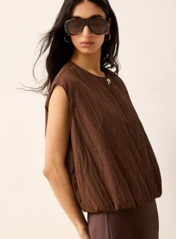 Pleated texture sleeveless bubble vest