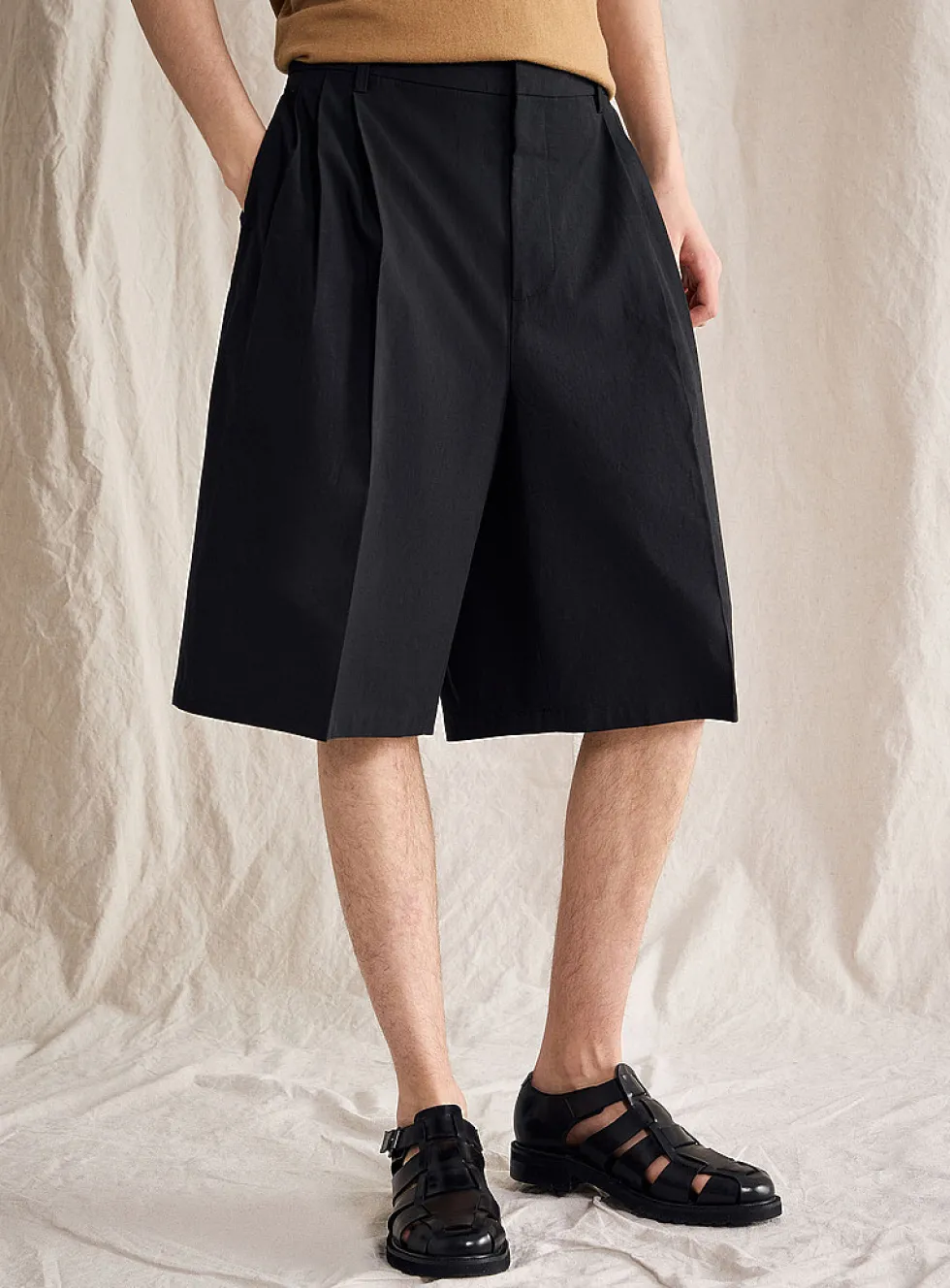 Pleated XL Bermudas