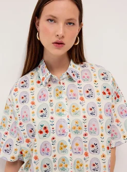Pop print cropped shirt