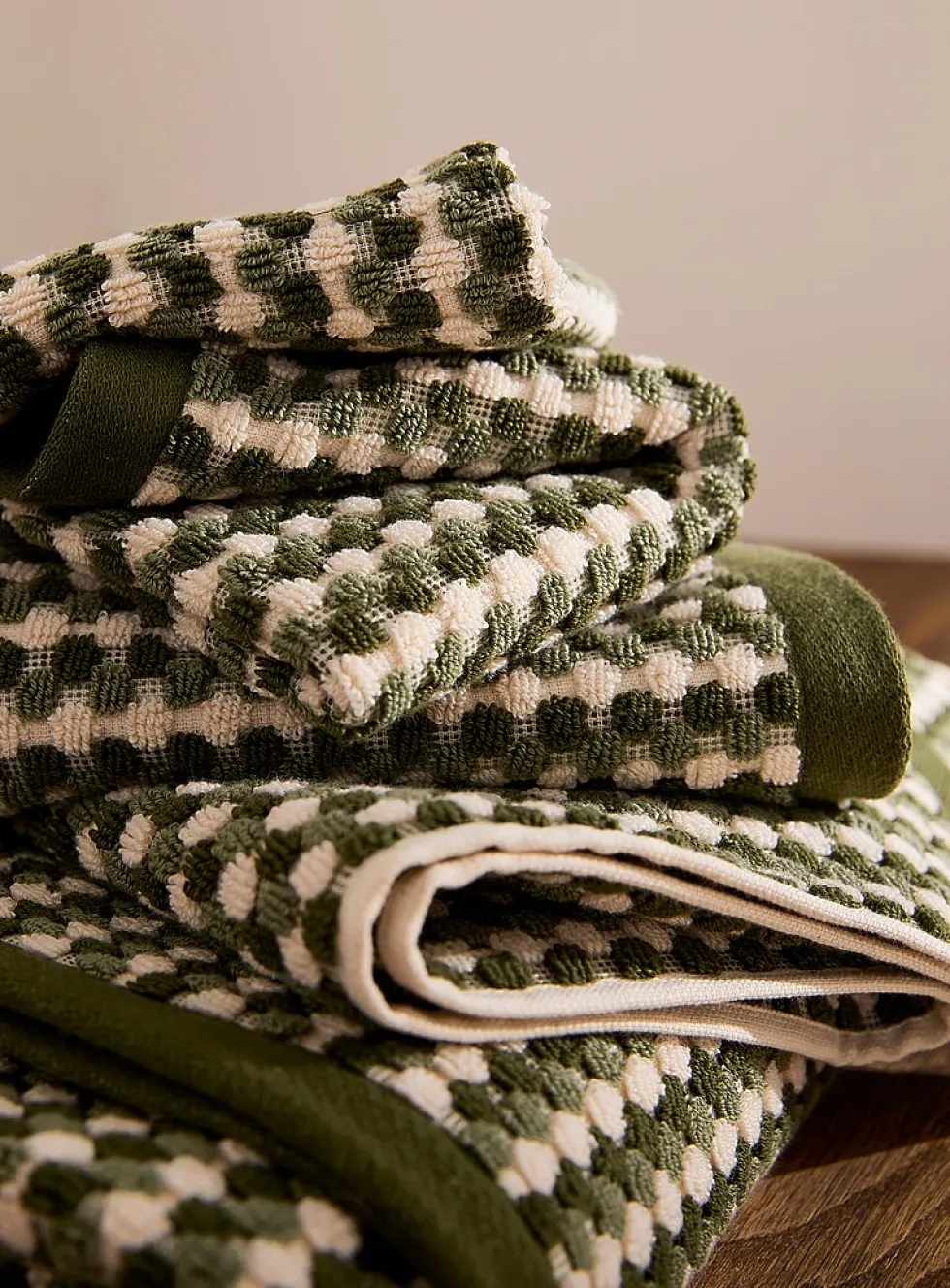 Popcorn texture organic cotton towels