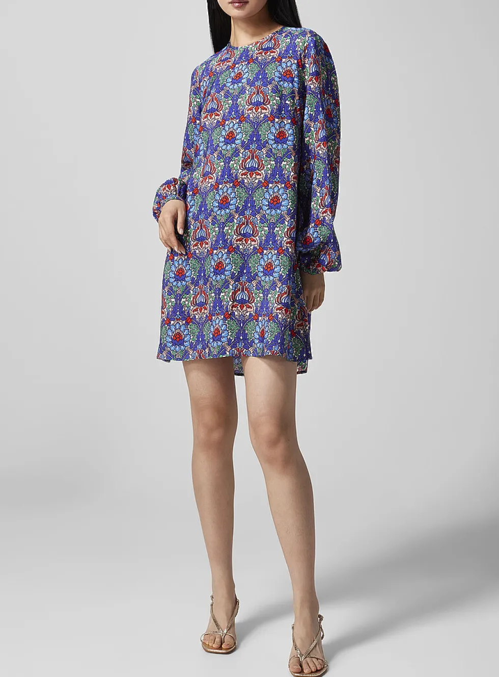 Puff-sleeve floral dress