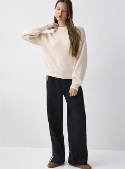Puff-sleeve thick knit sweater
