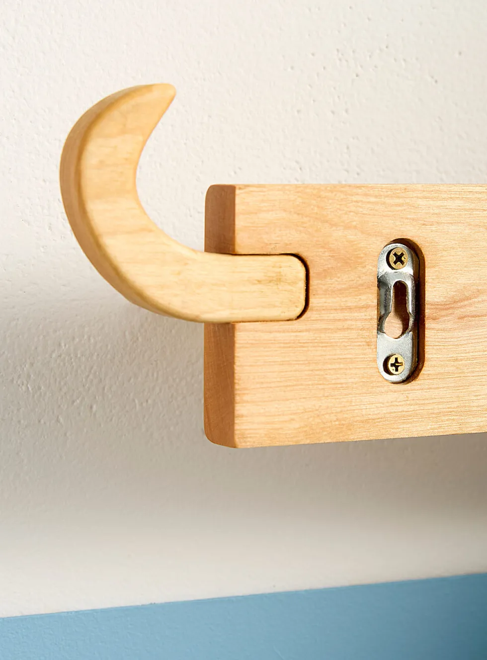Puppy wall-mounted coat rack