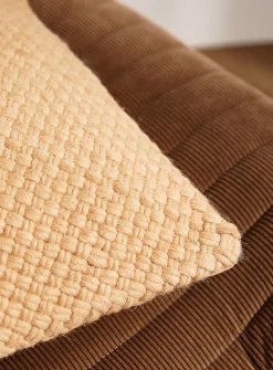 Pure wool basket weave knit removable-cover cushion