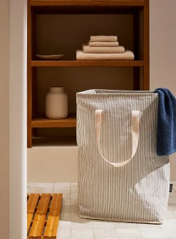 Pyjama stripes laundry basket