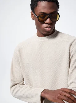 Raglan sleeve embossed T-shirt