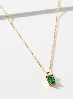 Rectangular crystal necklace