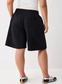 Relaxed French terry Bermuda short