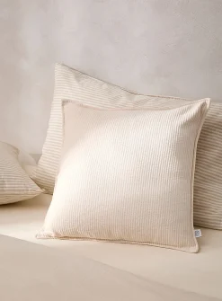 Ribbed chenille knit removable cover cushion