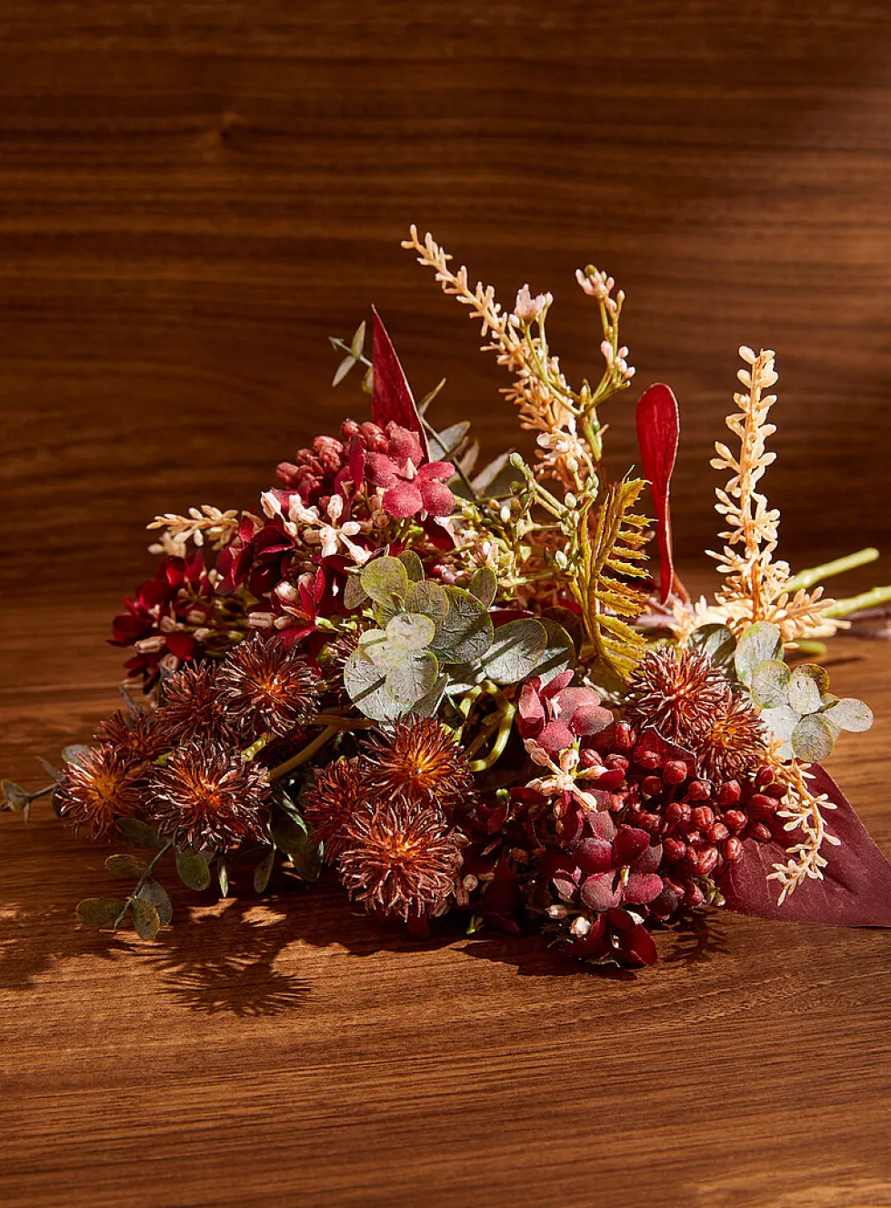 Ruby-coloured bouquet