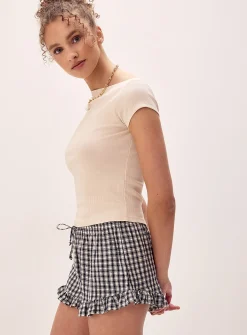 Ruffled mini short