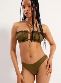 Ruffled slim bikini bottom