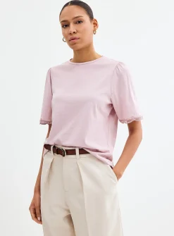 Scalloped puff sleeves relaxed T-shirt