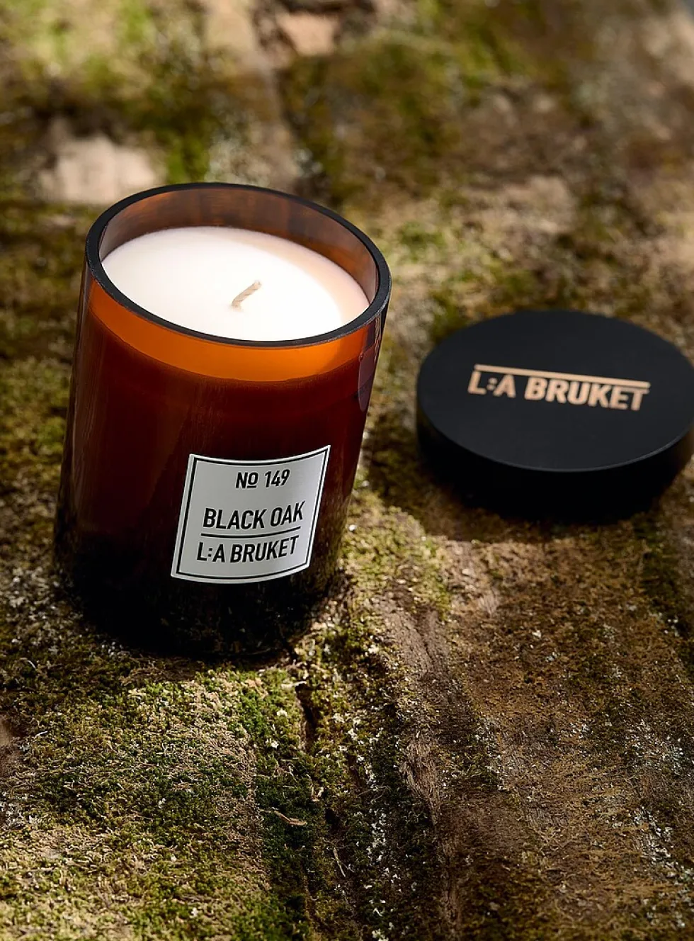 Scented candle