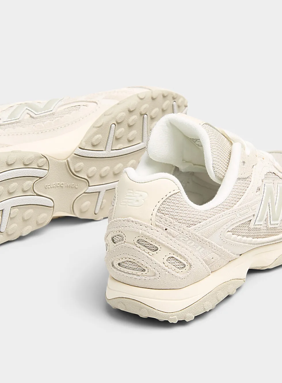 Sea salt and linen 204L sneakers
