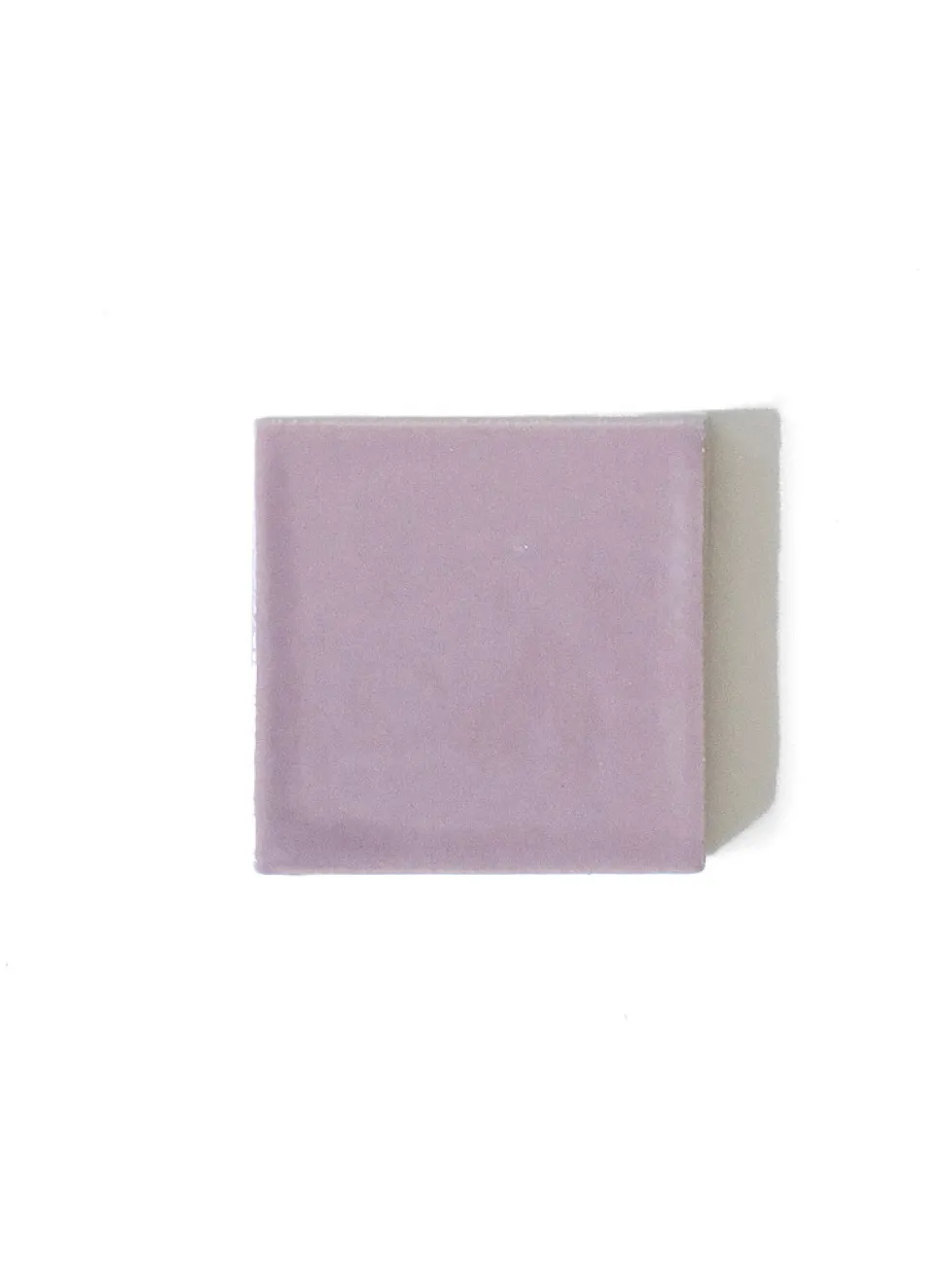 Semiporcelain letter I wall ornament