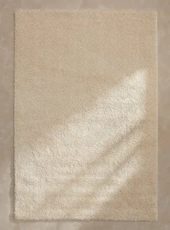 Shiny plain shag rug