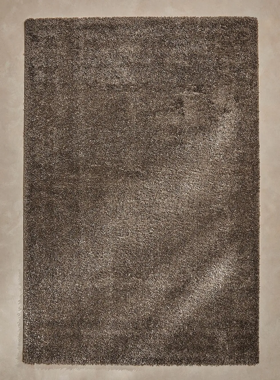 Shiny plain shag rug