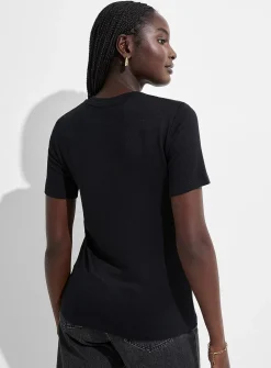 Short-sleeve supple knit T-shirt