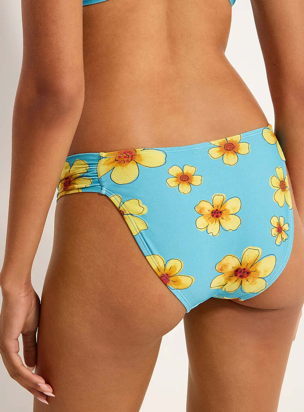 Side ruching slim bikini bottom