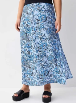 Side-slit textured crepe maxi skirt