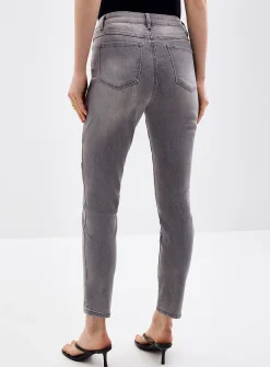 Sleek stretch jean