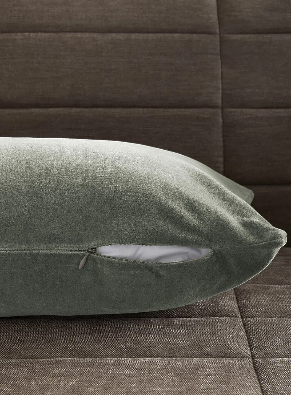 Soft cotton velvet removable-cover cushion