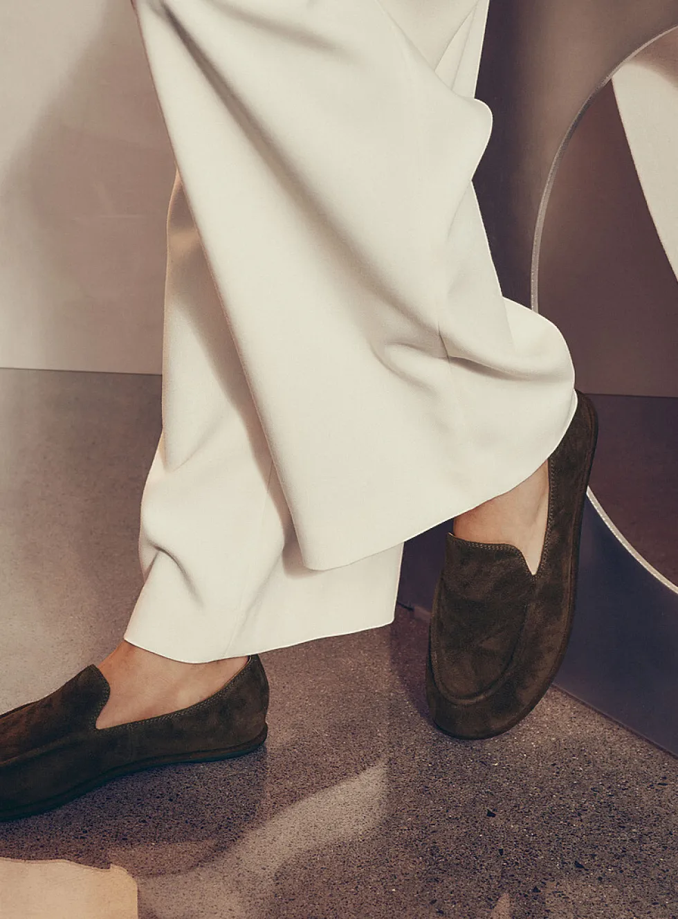 Soft minimalist loafers